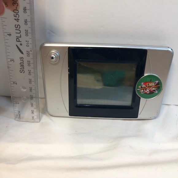 Are You Smarter Than a 5th Grader Handheld Game Tested works - Picture 4 of 11